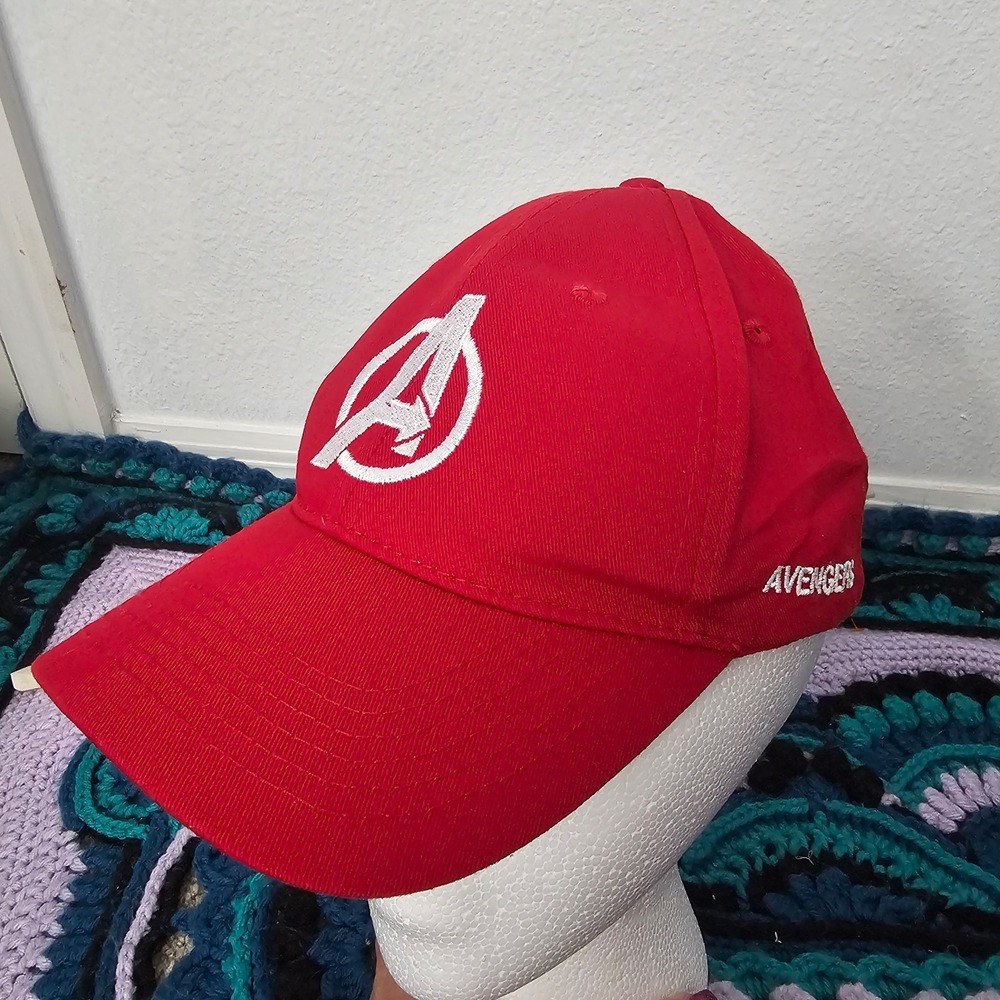 Marvel Avengers A red youth hat